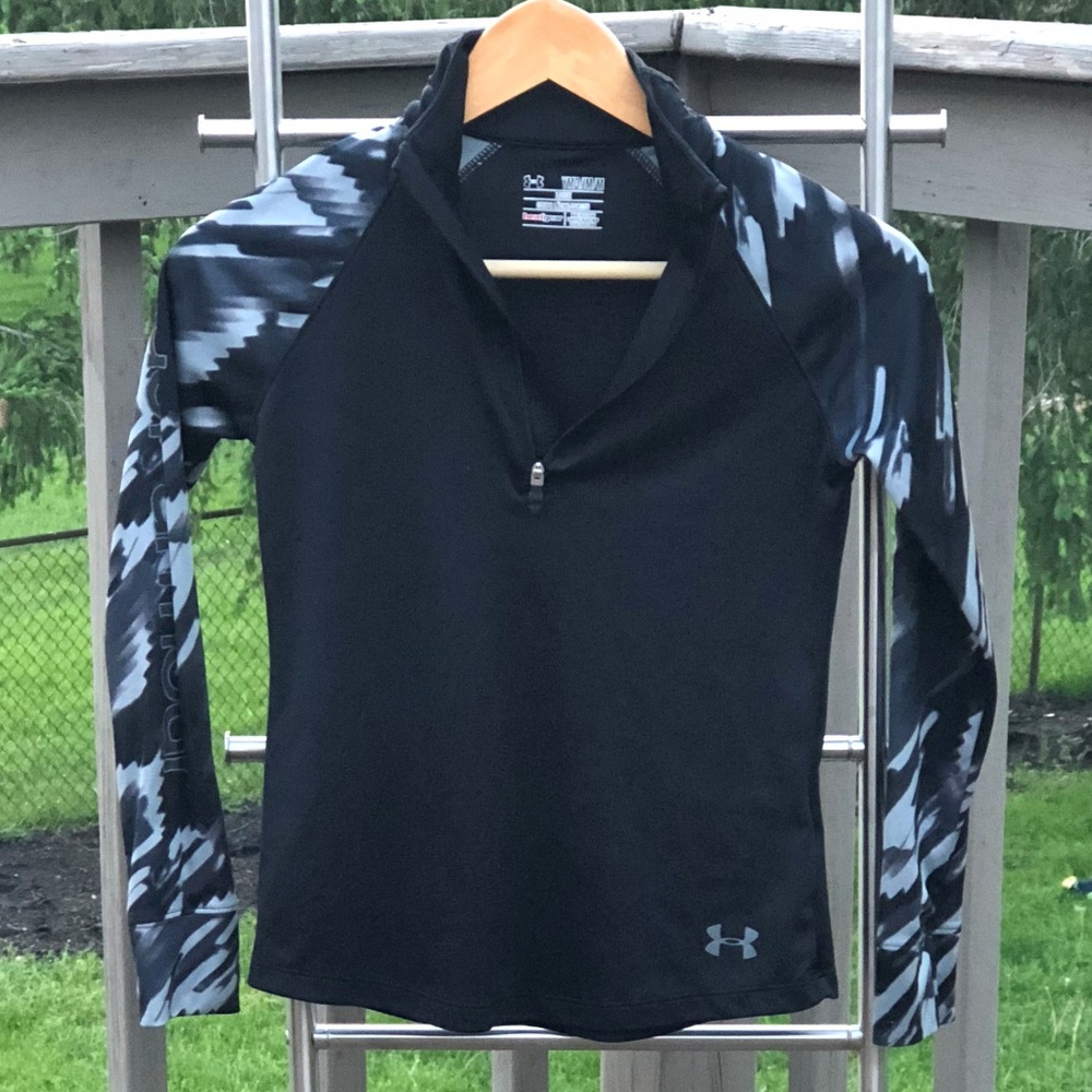 Under Armour 1/4 zip front Heatgear